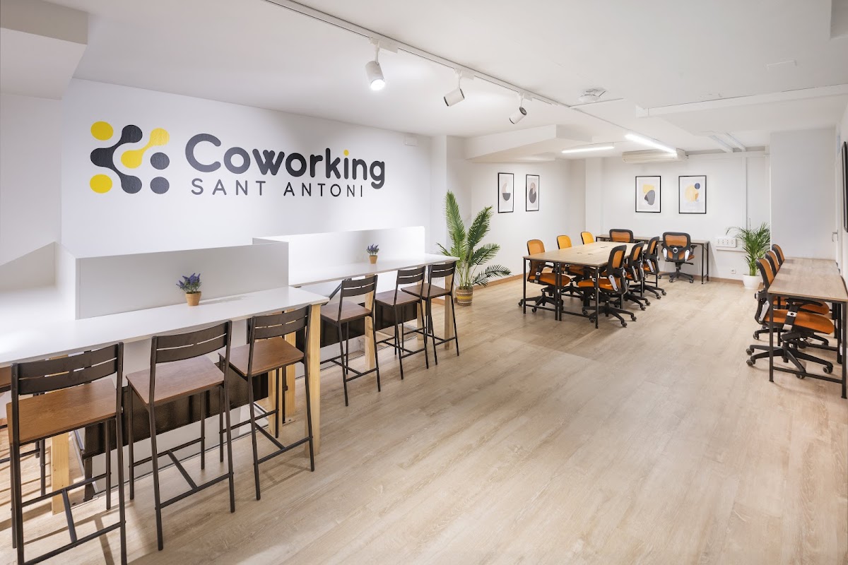 Coworking Sant Antoni Barcelona | Fix, Flex y Day Pass