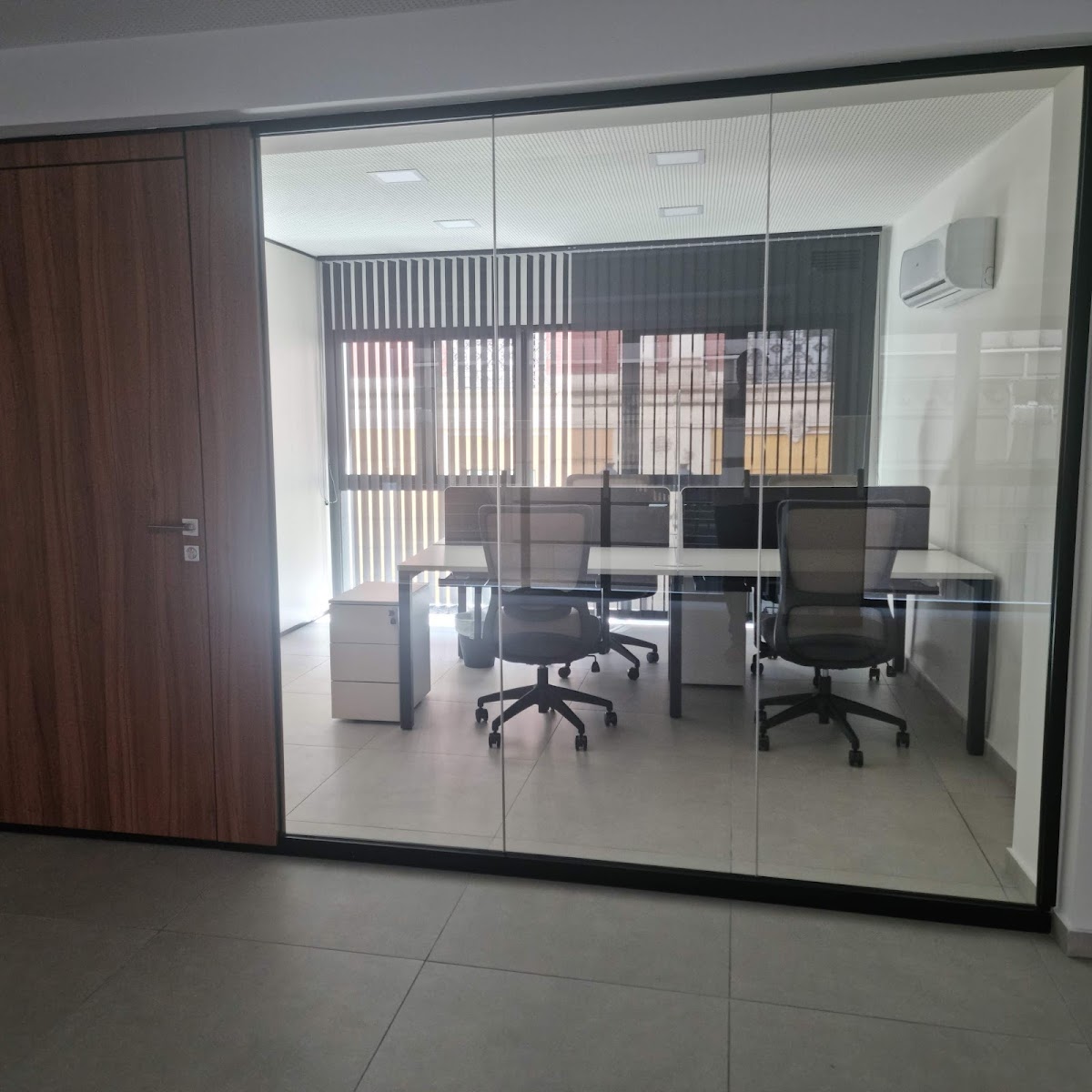 V11 Coworking Alicante Despachos privados Virtual Office