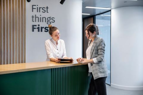 First workplaces: oficinas y espacios de coworking en Torre Europa