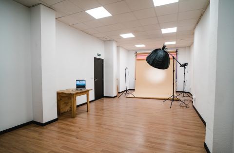 Muon Cowork